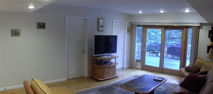Family Room.JPG - Family room [13' x 17']